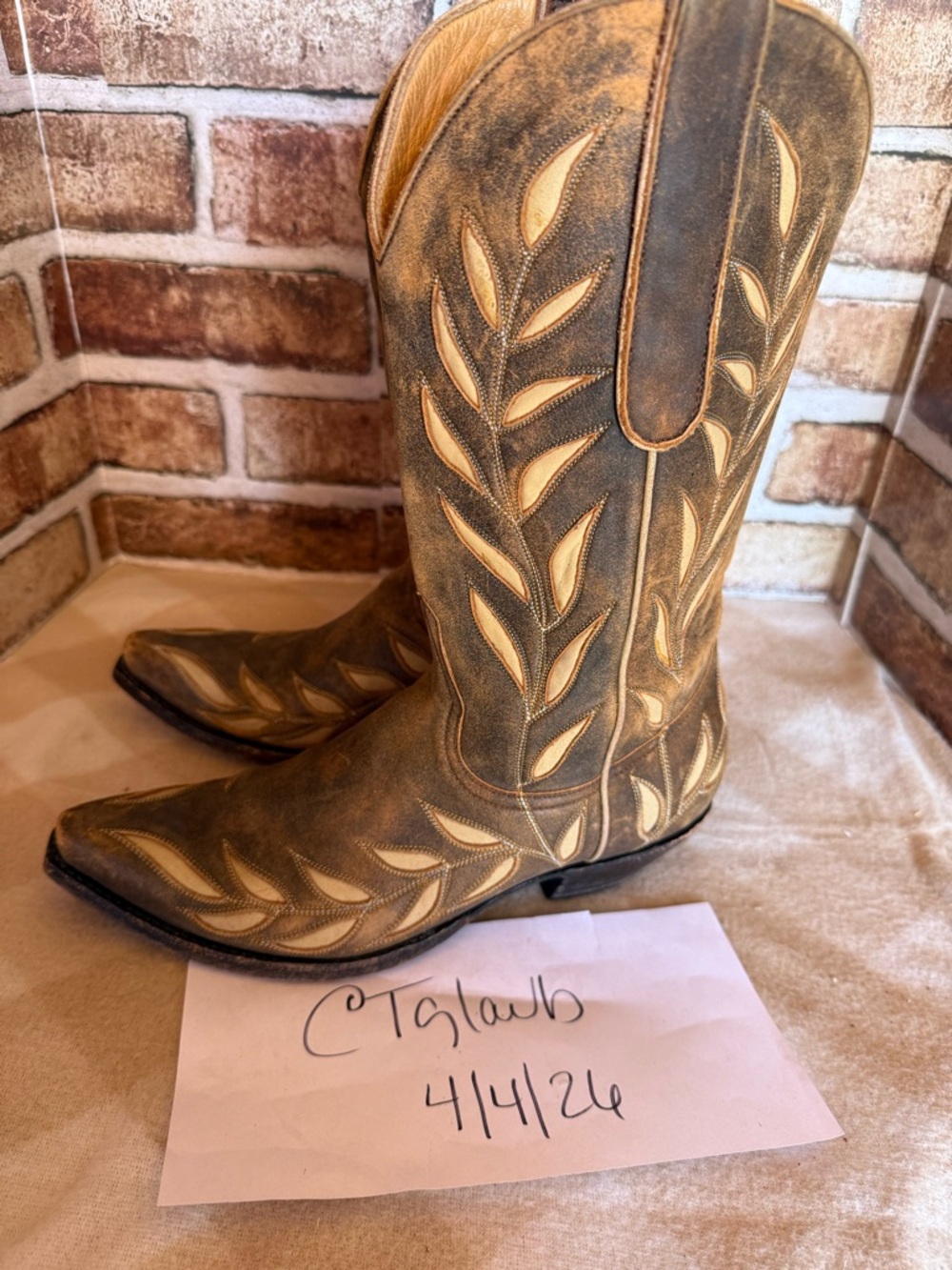 Old Gringo Brown and Tan Heeled Boots Vintage 8.5 - Picture 7 of 9